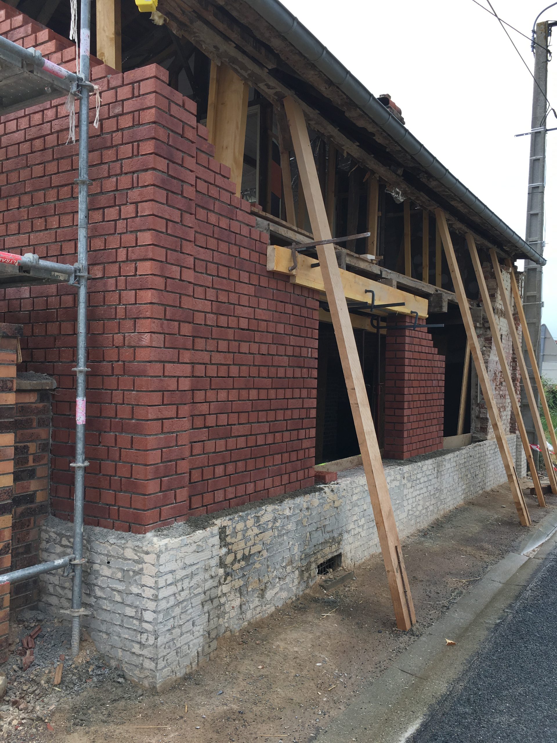 Structure mur briques Somme